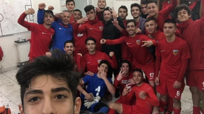 Kayserispor U17 takımı Beşiktaş&rsquo;ı devirdi