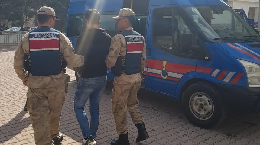 Necati'nin cinayet ş&uuml;phelisi Suriye'ye ka&ccedil;arken yakalandı