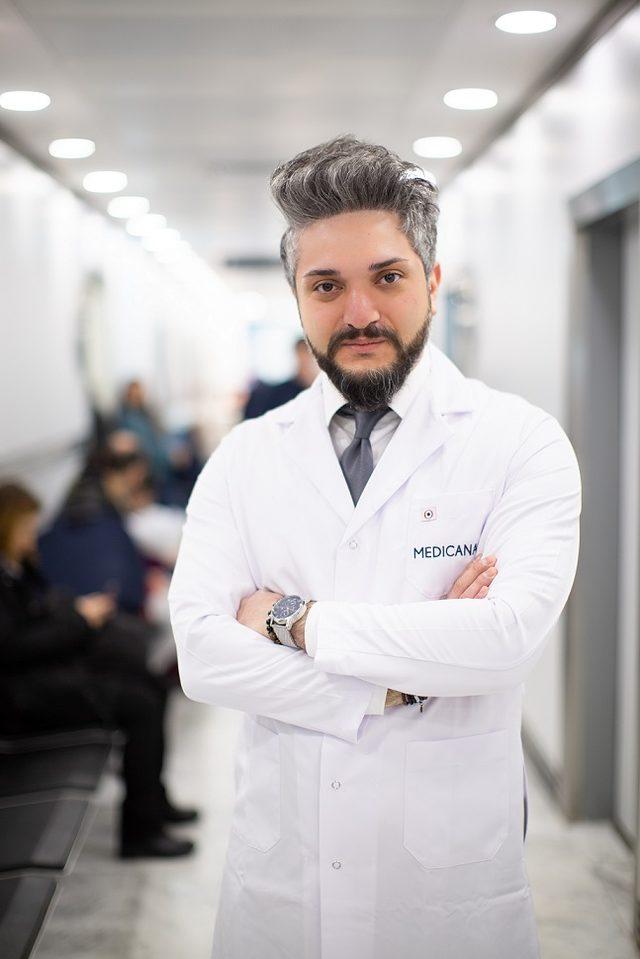 Op. Dr. Eyüp Baykara: Şiddetli baş ağrısı ve dönmesi beyin tümörünün habercisi olabilir