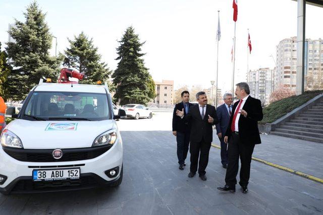 Başkan Dr. Mustafa Palancıoğlu “yeni ilaçlama makineleri ile yaz aylarında daha seri ve etkin bir ilaçlama yapılacaktır“