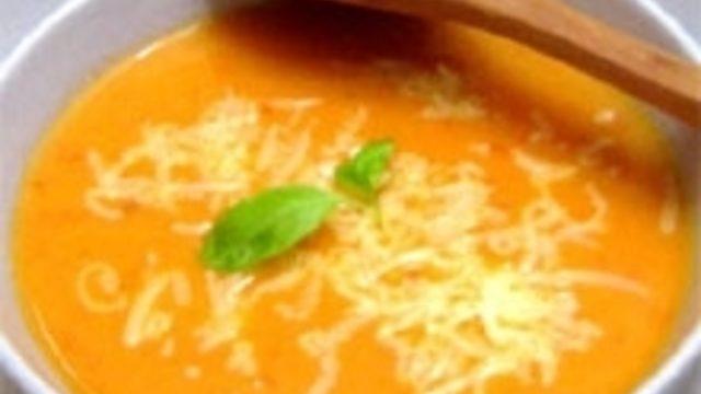 Sütlü Domates Çorbası