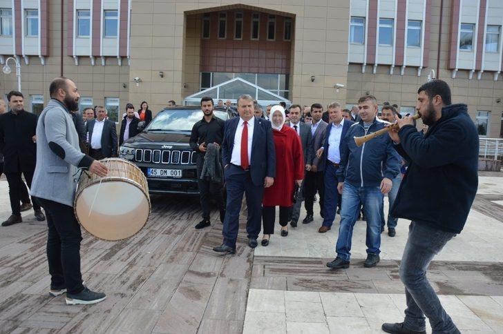 Başkan Çerçi mazbatasını aldı G3