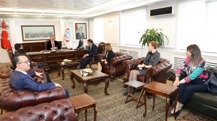 Başkan Dr. Mustafa Palancıoğlu &ldquo;Baro, Kayseri&rsquo;deki huzur, g&uuml;ven ve birlikteliğin teminatı&ldquo;