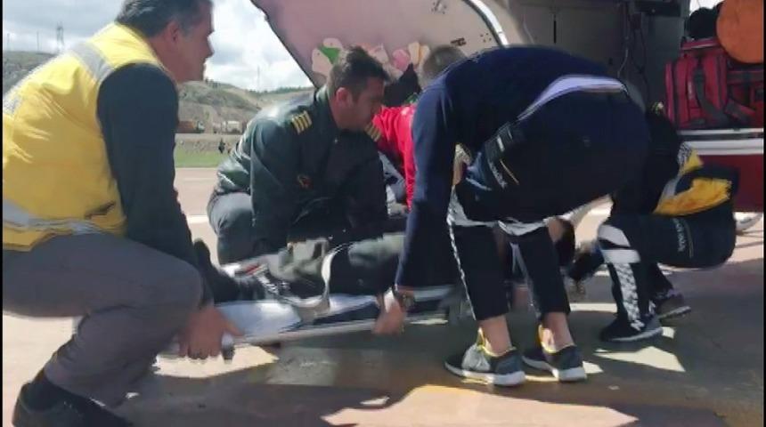 Ambulans helikopter hayat kurtardı