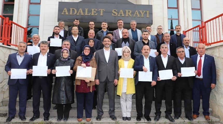 Korkuteli Belediye Meclis &Uuml;yeleri mazbatalarını aldı
