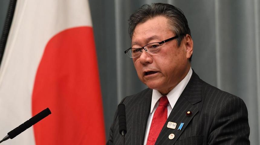 Japonya Olimpiyat Bakanı Yoşitaka Sakurada istifa etti