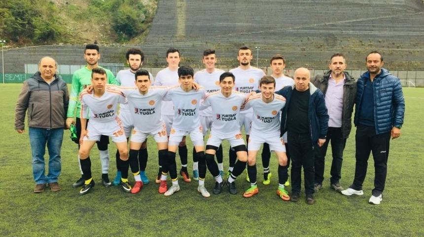 İstasyon Gemiciler Spor başarıdan başarıya gollerini atıyor