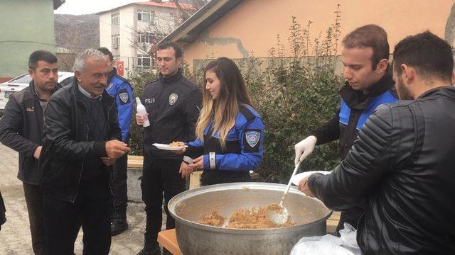 Çukurca’da şehit polisler için mevlid-i şerif okutuldu