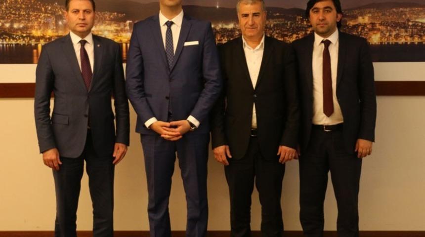 CHP İl Başkanlarından, Başkan G&ouml;khan Y&uuml;ksel&rsquo;e tebrik ziyareti