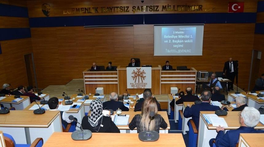 Paland&ouml;ken Belediye Başkan Sunar, ilk meclis toplantısında birlik beraberlik mesajı verdi