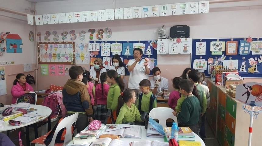 Hisarcık&rsquo;ta &ouml;ğrencilerin dişlerine flor vernik uygulaması