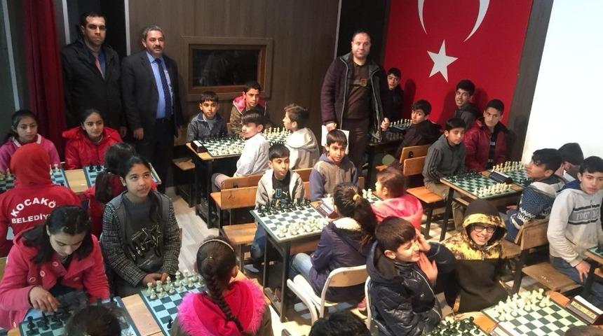 K&uuml;&ccedil;&uuml;k bedenlerin b&uuml;y&uuml;k başarısı