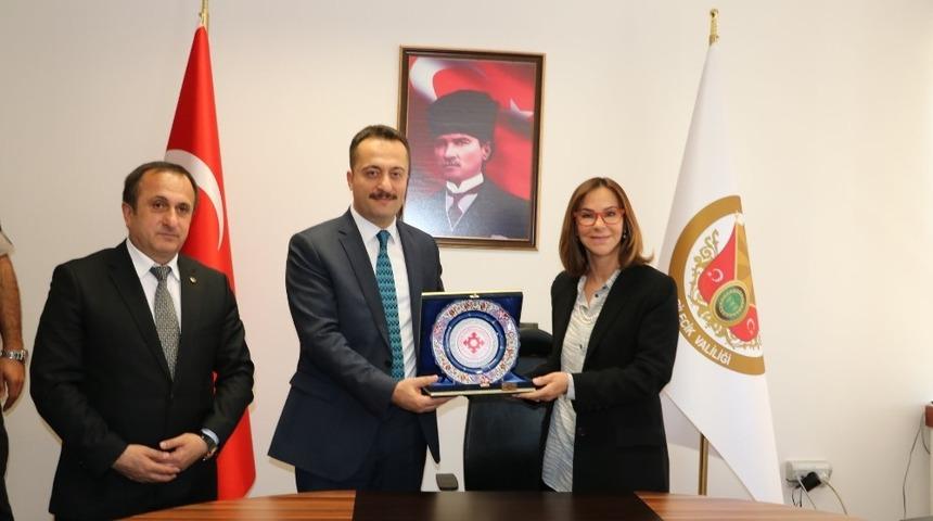 Kadın girişimcilerden Vali Şent&uuml;rk&rsquo;e ziyaret