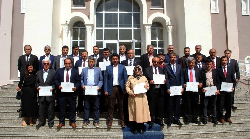 Başkan Otg&ouml;z 2. d&ouml;nem i&ccedil;in mazbatasını aldı