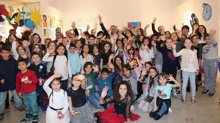 &Ccedil;ankayalı &ouml;ğrencilerden masal gibi sergi