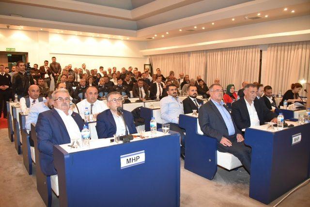 Salihli’de yeni dönemin ilk meclis toplantısı yapıldı