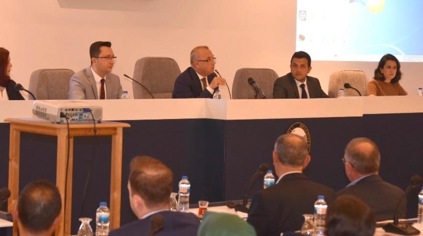 Salihli&rsquo;de yeni d&ouml;nemin ilk meclis toplantısı yapıldı