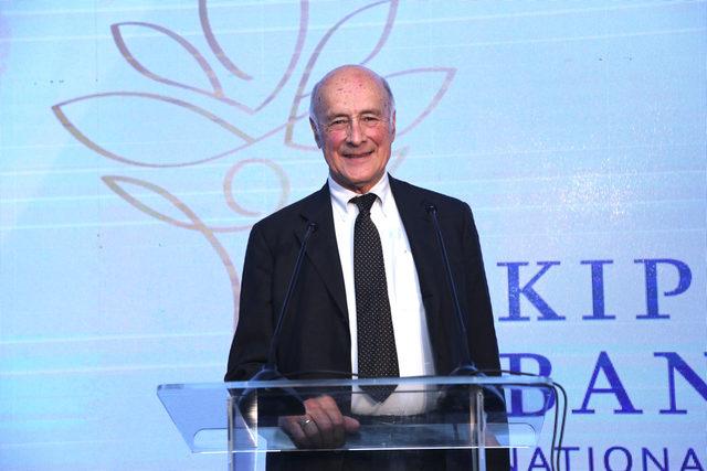 Sakıp Sabancı Uluslararası Araştırma &Ouml;d&uuml;lleri sahiplerini buldu 1