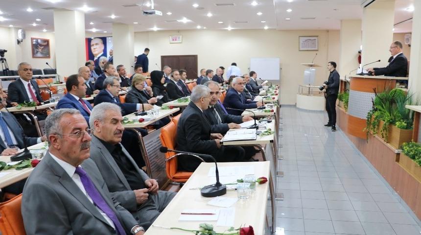 Yeni meclis toplandı