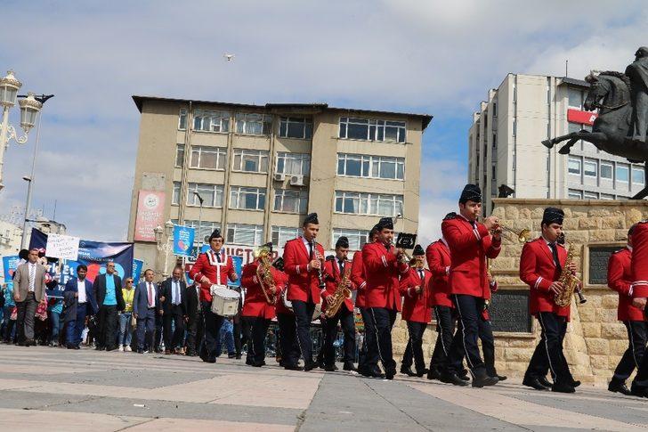Gaziantepliler otizmli çocuklar için yürüdü G4