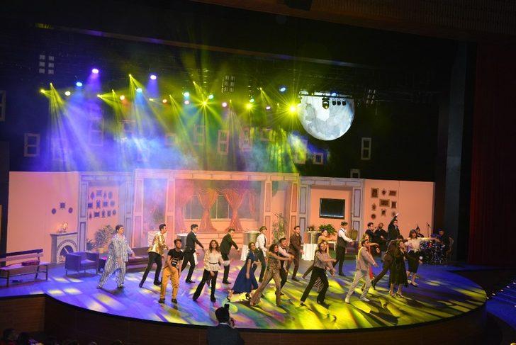 Gaziantep Kolej Vakfı’ndan tiyatro şöleni G2