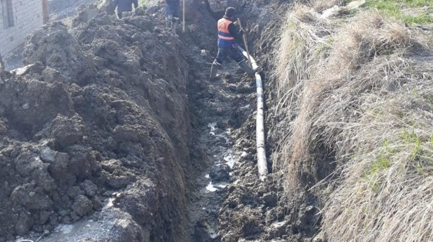 Hakkari&rsquo;de i&ccedil;me suyu şebekesi hatlarında onarım &ccedil;alışması