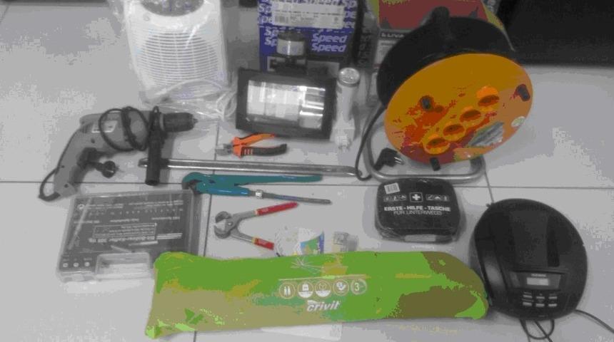 Didim&rsquo;de hırsızlar kiraladıkları ara&ccedil;ta yakalandı