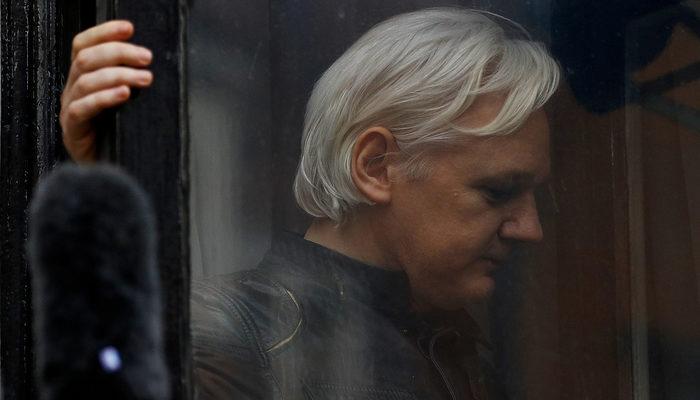 Wikileaks kurucusu Assange gözaltına alındı!