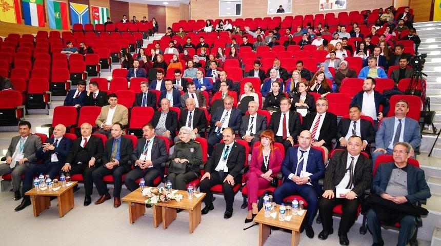 Milletlerarası M&uuml;hendislik ve Hayat Bilimleri Kongresi başladı