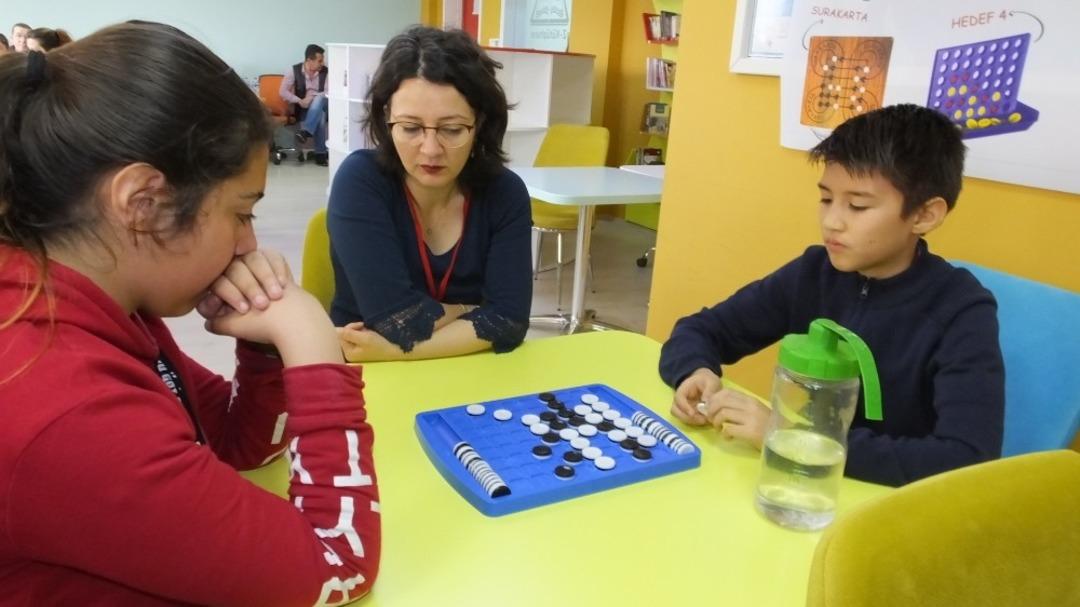 Burhaniye&rsquo;de zeka oyunları finali yapıldı