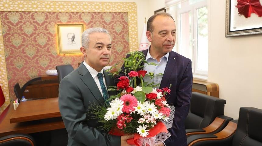 Başkan Akın&rsquo;dan ilk ziyaret Kaymakam Turan&rsquo;a