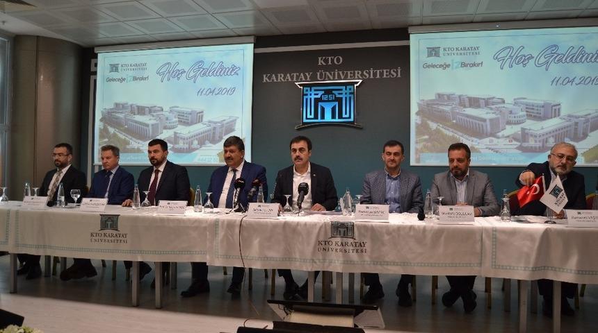 Öztürk: “KTO Karatay Üniversitesi, bölgenin ve ülkemizin adeta parlayan yıldızı oldu”
