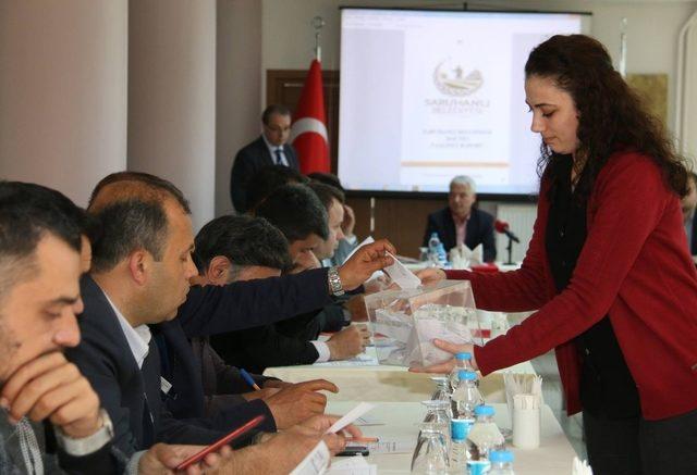 Saruhanlı’da yeni dönemin ilk meclis toplantısı yapıldı