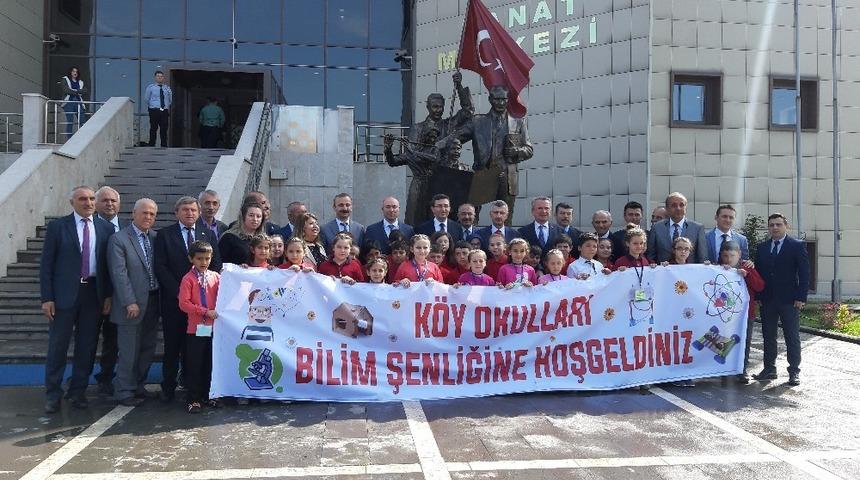 Köy Okulları Bilim Şenliği’nde 20 Okul 650 öğrenciye ulaşıldı