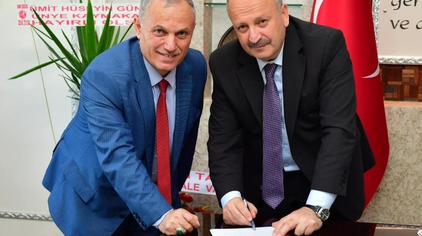 &Uuml;nye Belediyesi&rsquo;nde Sosyal Denge S&ouml;zleşmesi imzalandı