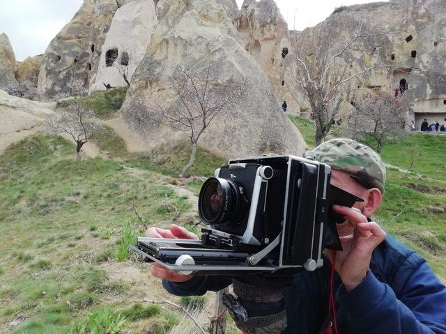 Çinli fotoğrafçı 35 yıldır aynı fotoğraf makinesini kullanıyor