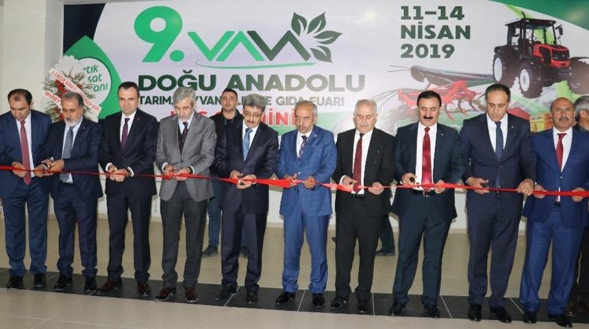 9. Doğu Anadolu Tarım, Hayvancılık ve Gıda Fuarı kapılarını a&ccedil;tı
