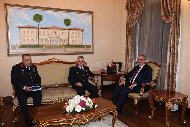 Jandarma Genel Komutanı Çetin, Antalya Valisi Karaloğlu'nu ziyaret etti