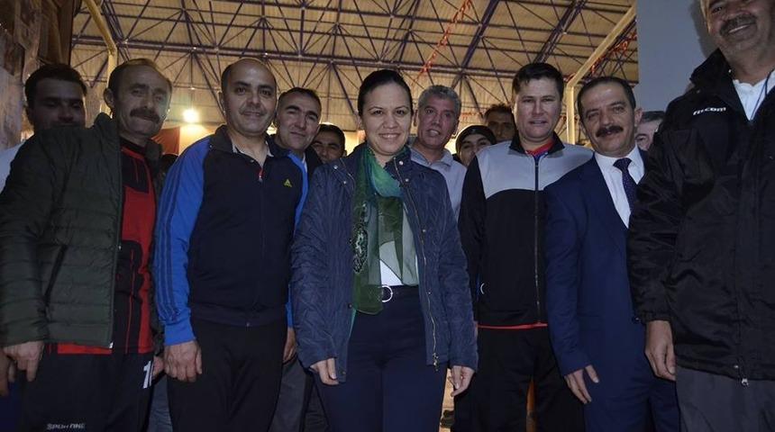 Refahiye Kaymakamlığı Kurumlar Arası Voleybol Bahar Turnuvası başladı