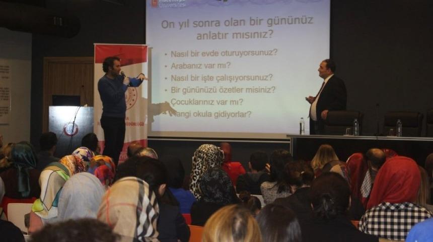 Erzincan&rsquo;da Rehber &Ouml;ğretmenlere seminer d&uuml;zenlendi