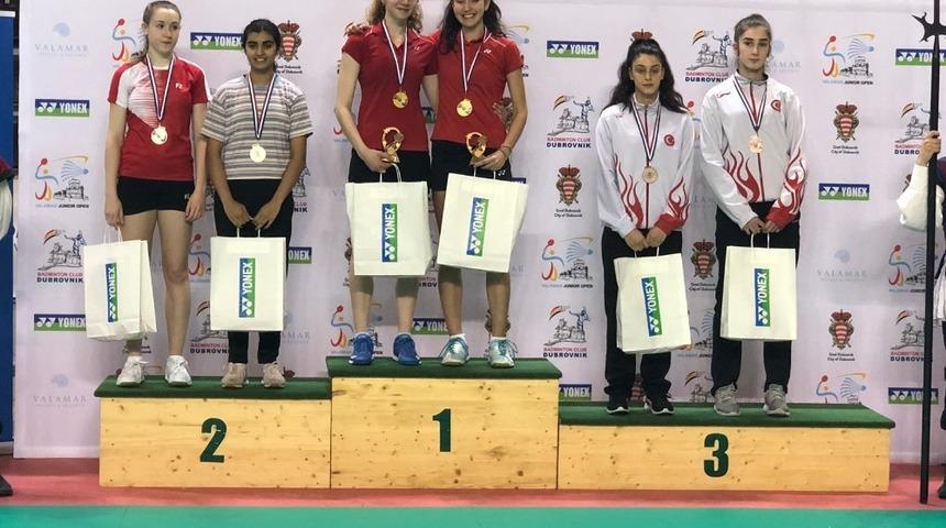 Milli sporcular Hırvatistan&rsquo;dan madalyayla d&ouml;nd&uuml;