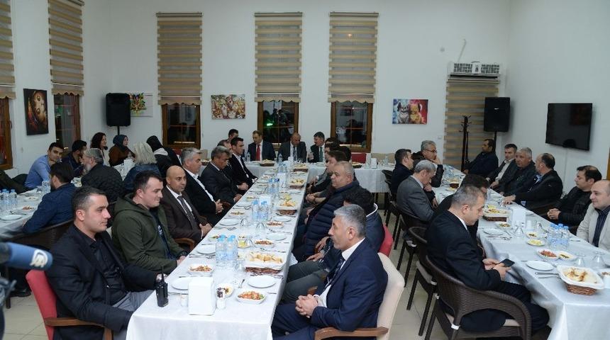 Başkan Yılmaz emniyet teşkilatını yemekte ağırladı