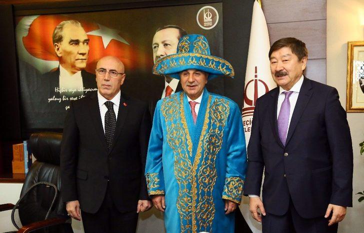 Başkan Altınok: “Hizmette bir neferiz” G4