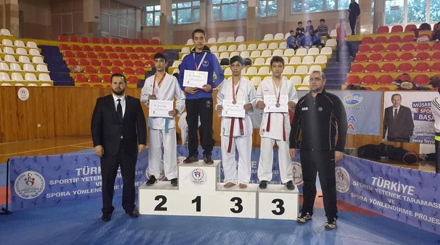 Kayserili Sporcular Tokat&rsquo;ta Madalyalara Ambargo Koydu