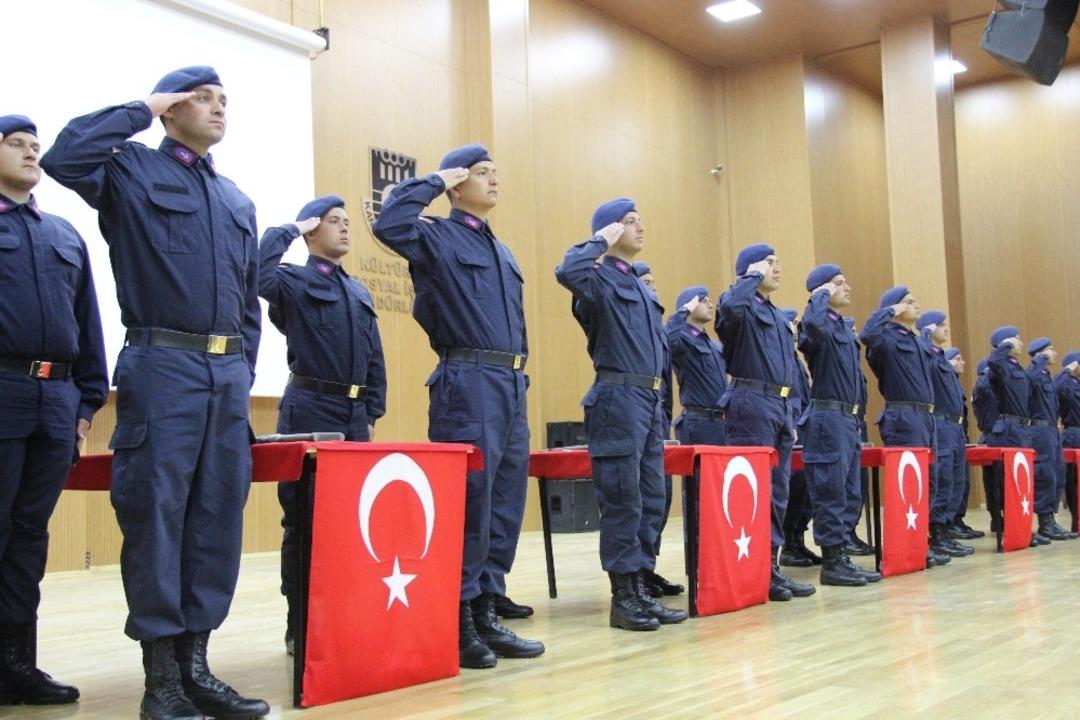 Karaman&rsquo;da kısa d&ouml;nem askerler i&ccedil;in yemin t&ouml;reni d&uuml;zenlendi