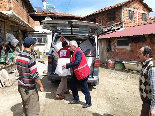 Taşköprü’deki yangınzedelere Kızılay’dan yardım