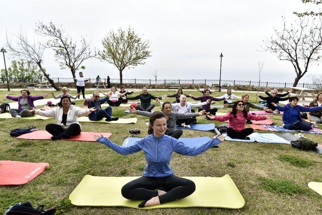 Muratpaşalı kadınlar, spor yaparak Çevre Festivali’ne davet etti