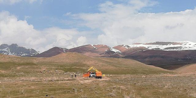 Başkan Tanış çalışmalara başladı