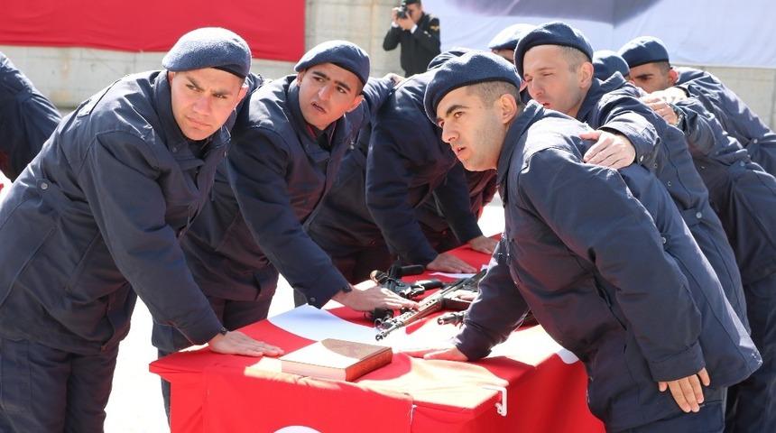 Yozgat&rsquo;ta 374. kısa d&ouml;nem erler yemin etti