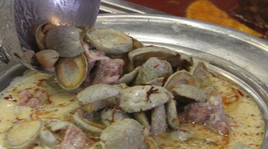 Antepliler bu lezzete hayran! Baharın lezzetli yemeği &ccedil;ağla aşı